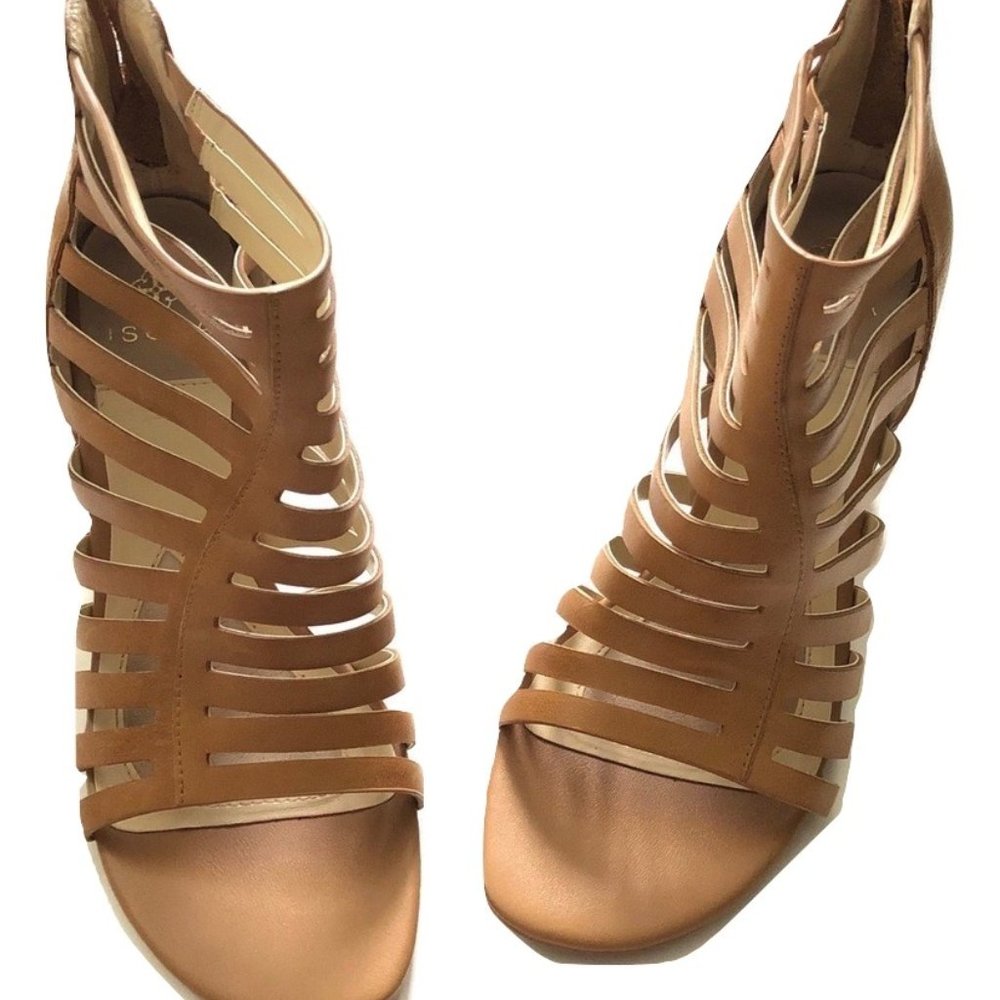 Isola Tan Stacked Heels Size 8.5